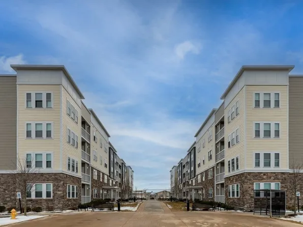 120 University Ave #2106, Westwood, MA 02090