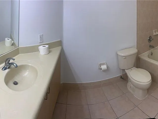 12458 SW 125th Ter — Photo 11