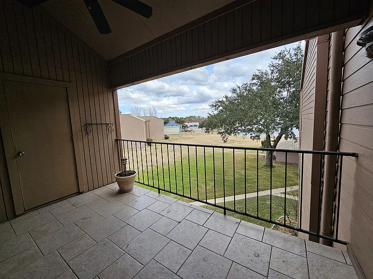 15575 Marina Dr #323A — Photo 29