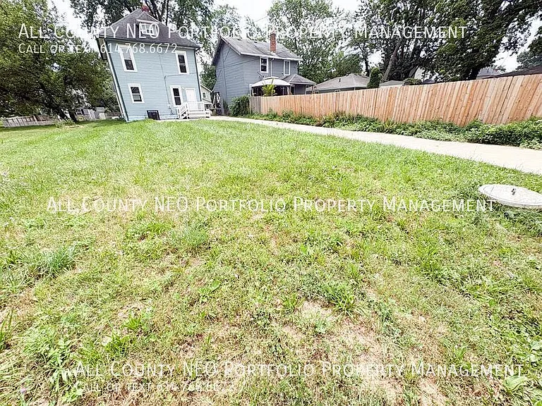 1994 Floral Ave — Photo 38