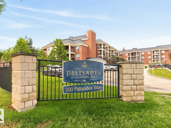 300 Palisades Way #136, Strathcona County, AB T8H 2T9