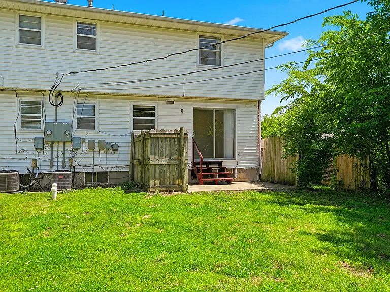 405 Brewer Dr #B — Photo 27