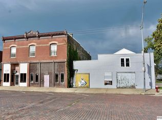 328-338 N Oakland Ave, Oakland, NE 68045