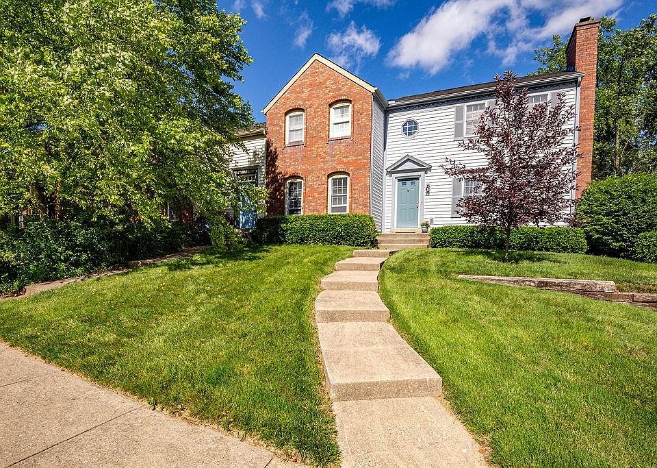 1st image of 61 Charleston Dr #6
