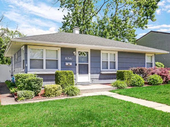 6741 Leland Ave, Hammond, IN 46323