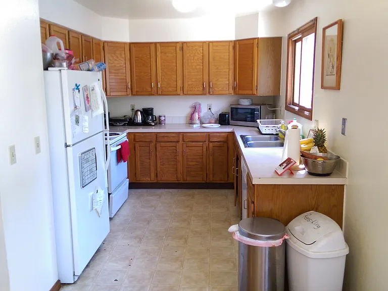 2432 Pine St — Photo 5