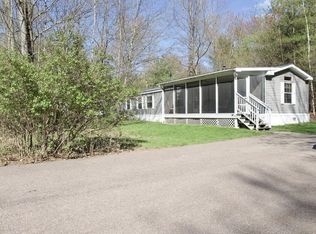 21 Brighton Ln, Colchester, VT 05446