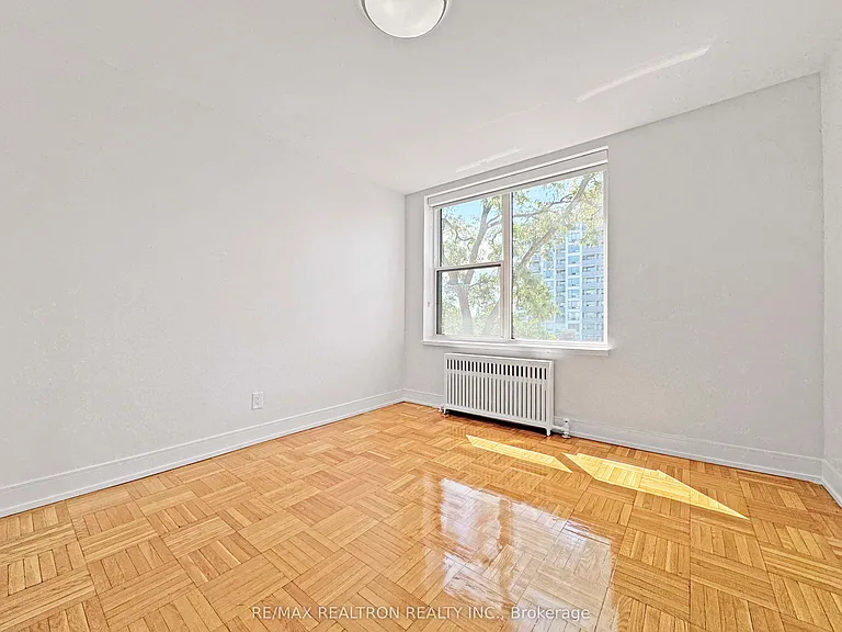 1545 Bathurst St #511 — Photo 6