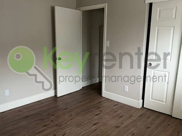 5720 Falconer Way #B — Photo 14