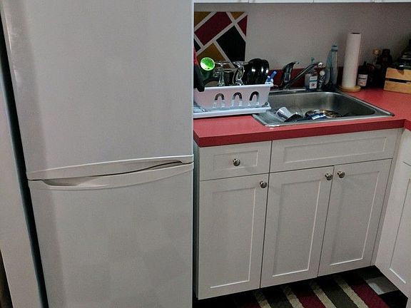 2nd image of 166 Norfolk St #5C