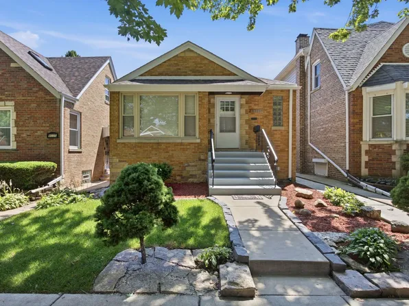 8039 S Campbell Ave, Chicago, IL 60652