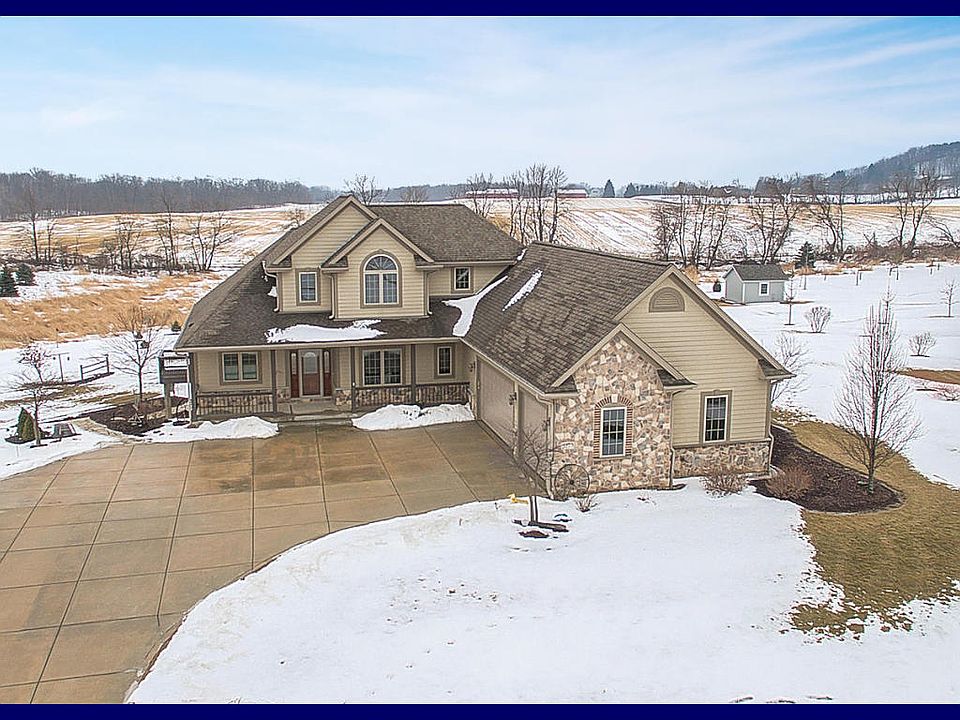 1st image of 5273 Fox Hollow Dr