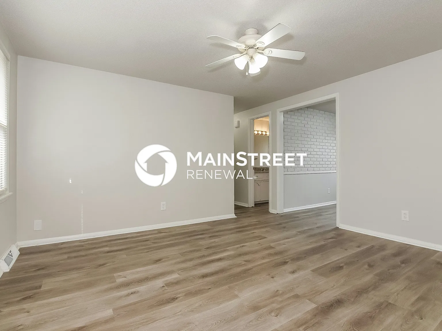 618 NE 113th Terrace — Photo 4