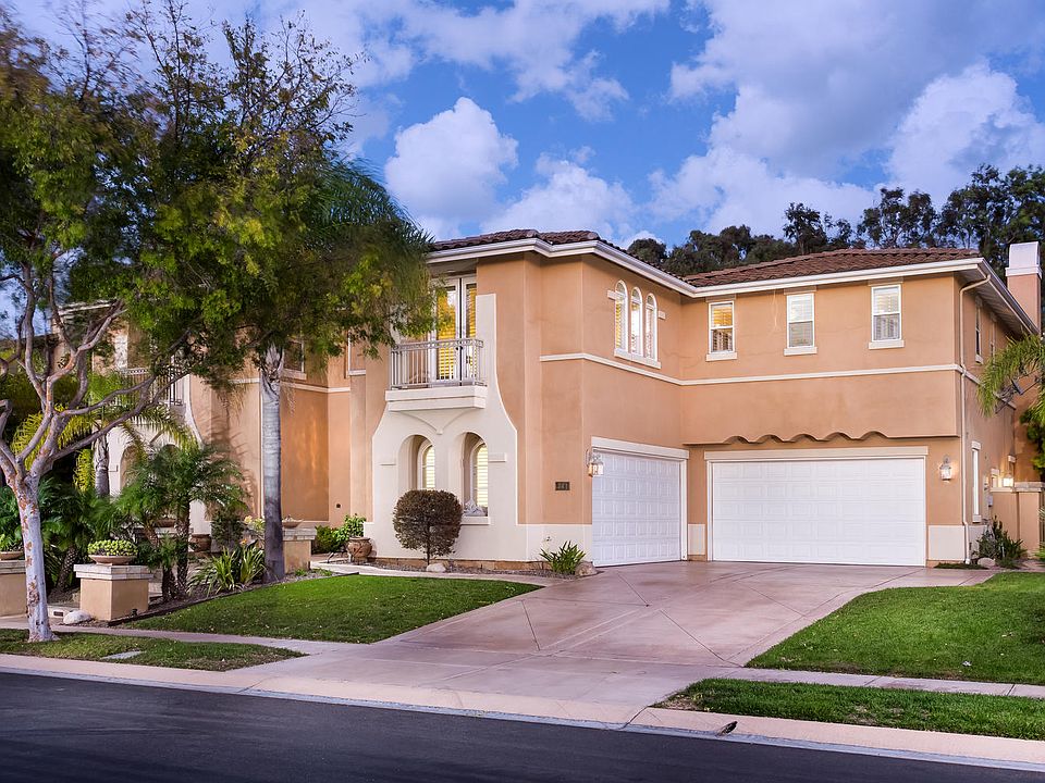 1st image of 741 Lynwood Dr