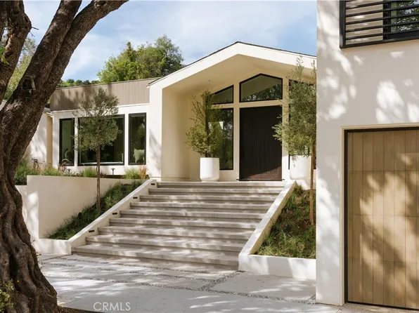 12162 Laurel Terrace Dr, Studio City, CA 91604