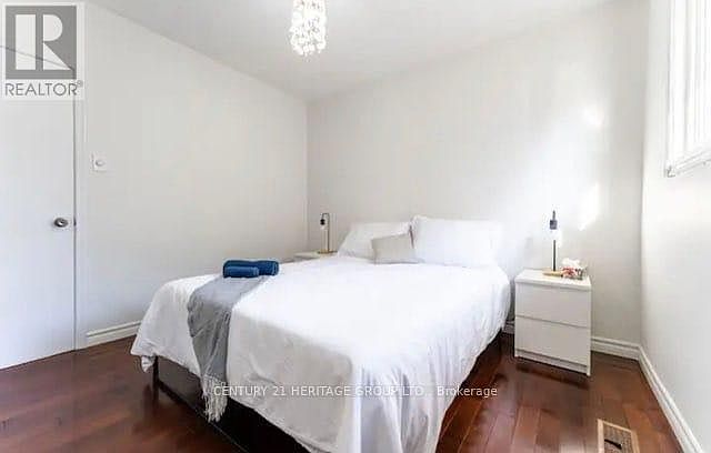 1st image of 1 Siberry Rd