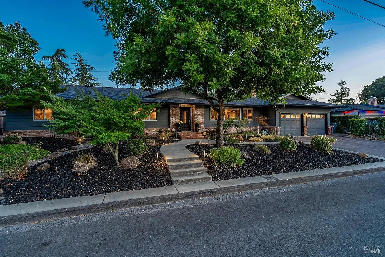 419 Mayfield Drive - Photo 8