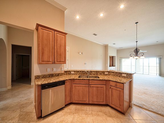 2nd image of 13846 Atlantic Blvd APT 910