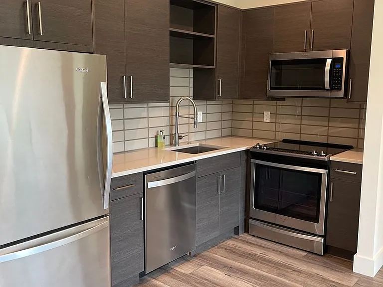 75 Highnoon Way #B — Photo 25