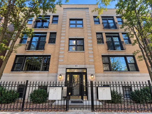905 W Lawrence Ave APT 1E, Chicago, IL 60640