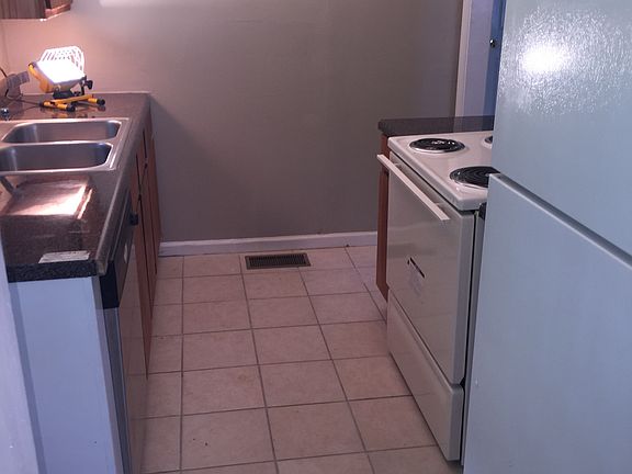 3rd image of 4161 Owen Ave