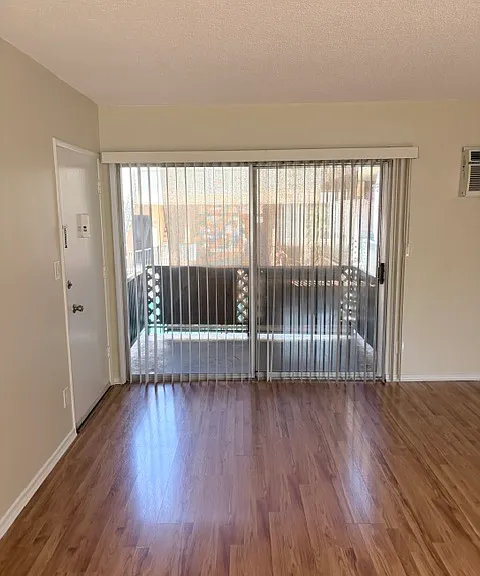 6432 Agnes Ave #6 — Photo 4