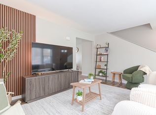 (Undisclosed Address), Lowell, MA 01854
