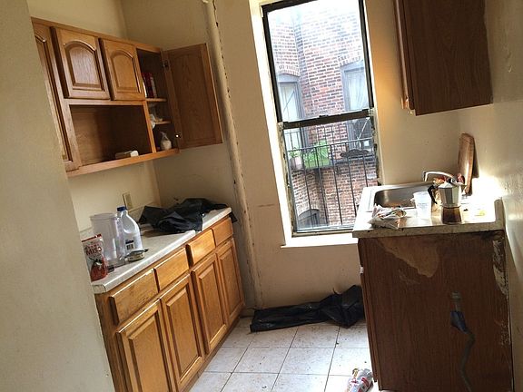5th image of 126 E 103rd St APT 24