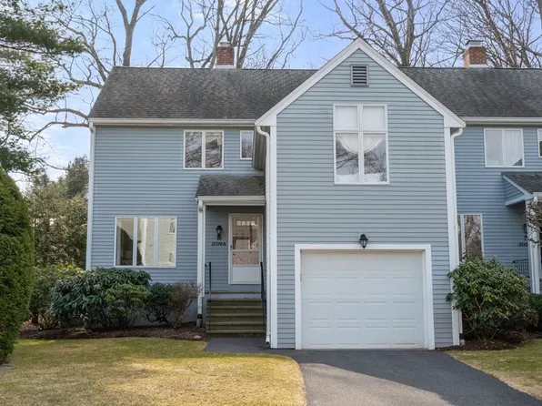 309 Winchester St APT A, Newton, MA 02461