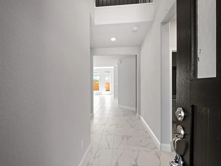 10114 Native Grove Dr — Photo 4