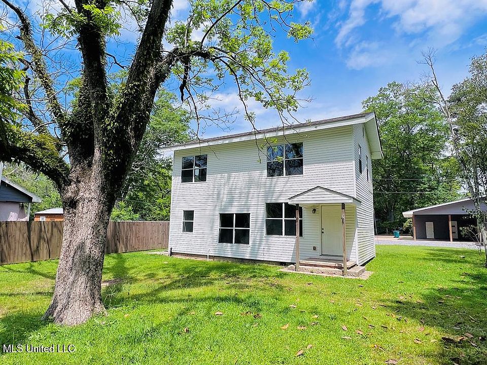 1st image of 308 W Beers St