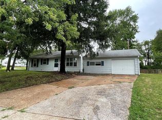 235 Du Bourg Ln, Florissant, MO