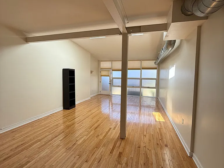 242 Centre St #6 — Photo 19
