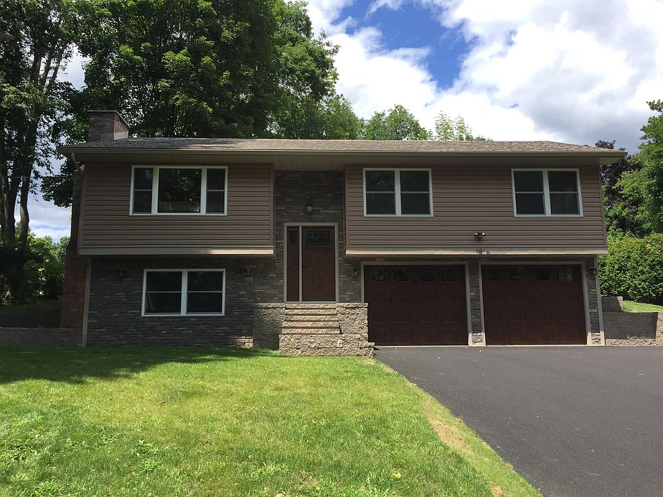 1st image of 69 Lakeview Circle Dr