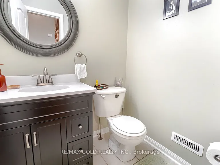 1666 Clark Blvd — Photo 16
