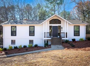 203 Dawns Way, Trussville, AL 35173