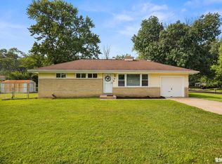 5306 N Plaza Dr, Peoria, IL 61614