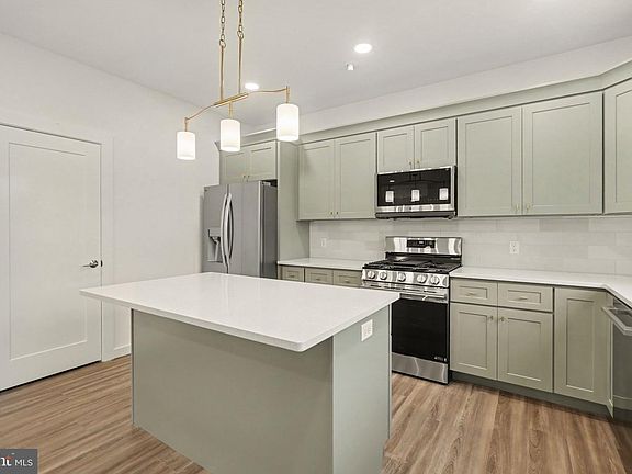 5th image of 1152 Oyster Mill Rd #B