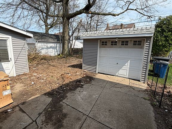 3rd image of 17317 Tarrymore Rd