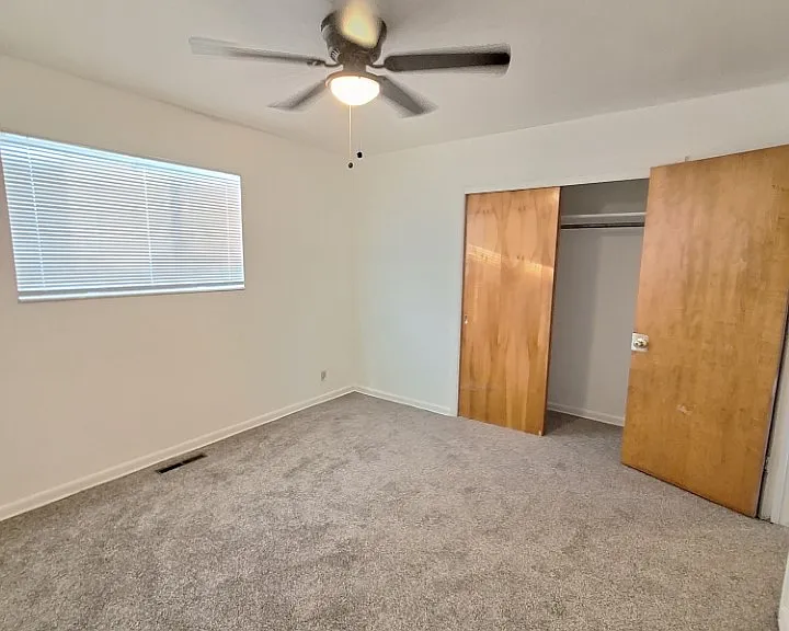 307 W Utah Ave — Photo 5