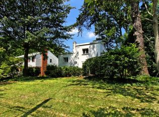 309 Sycamore St, Falls Church, VA 22046