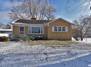 1200 N Dirksen Pkwy, Springfield, IL 62702