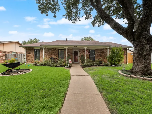 5017 Pemberton Ln, The Colony, TX 75056