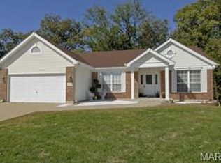 17 Lexington Pass, O'Fallon, MO 63366