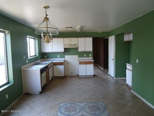 2nd image of 4718 N 84th Ave