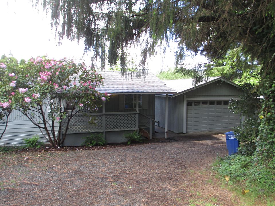 1st image of 469 N Yodel Ln