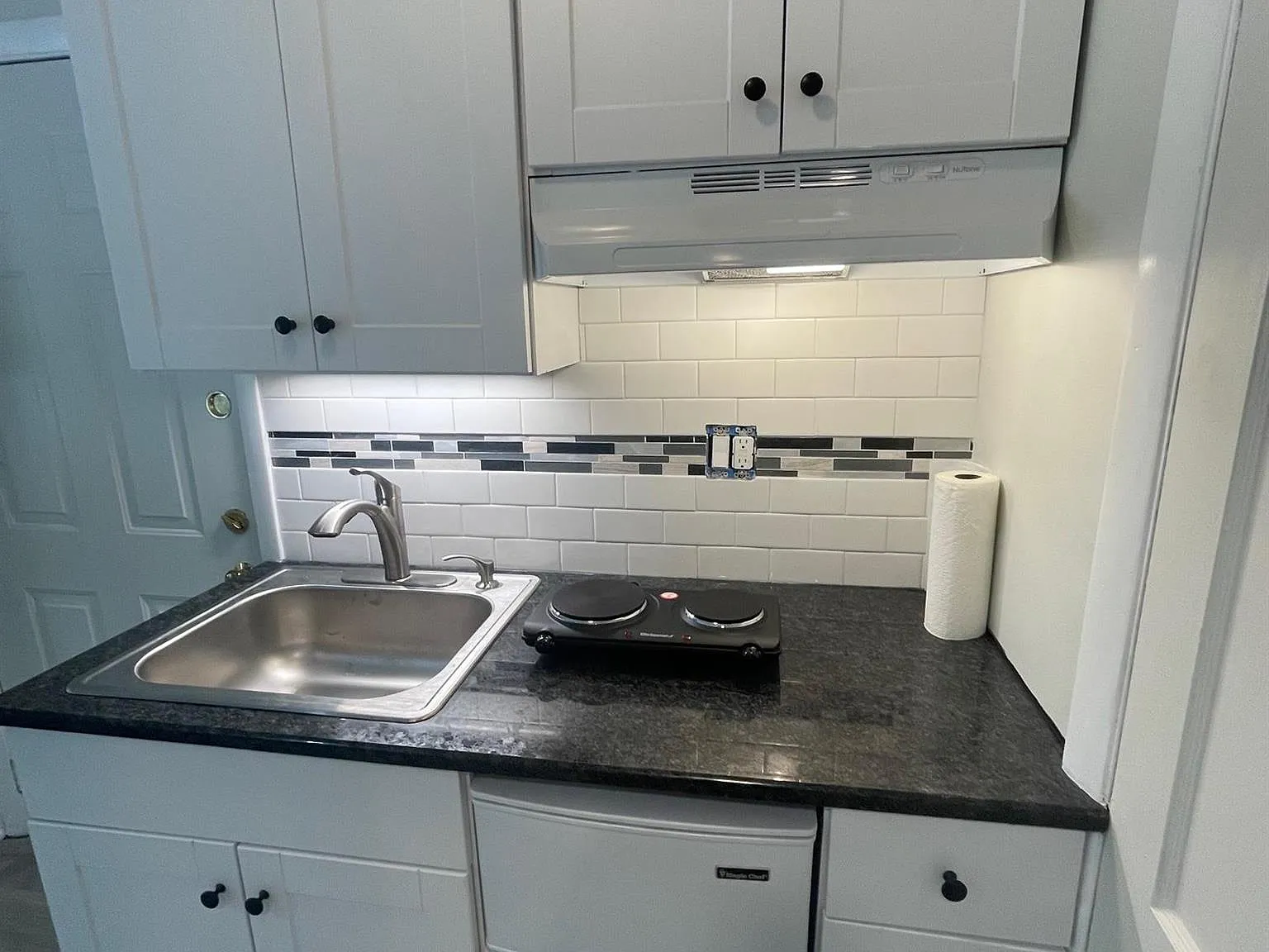 Studio, 386 sqft, $1,750 — Photo 4