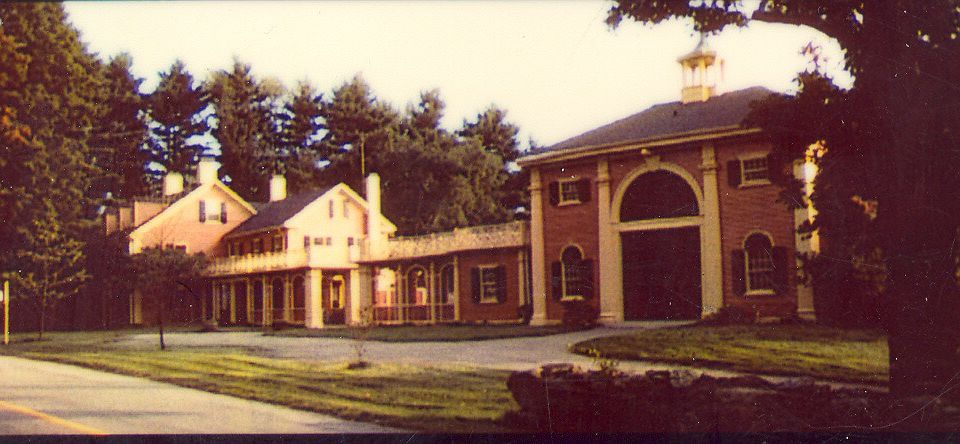 127 Farm St
