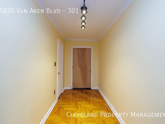 3rd image of 15820 Van Aken Blvd APT 301