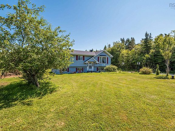 5th image of 419 Dyke Rd